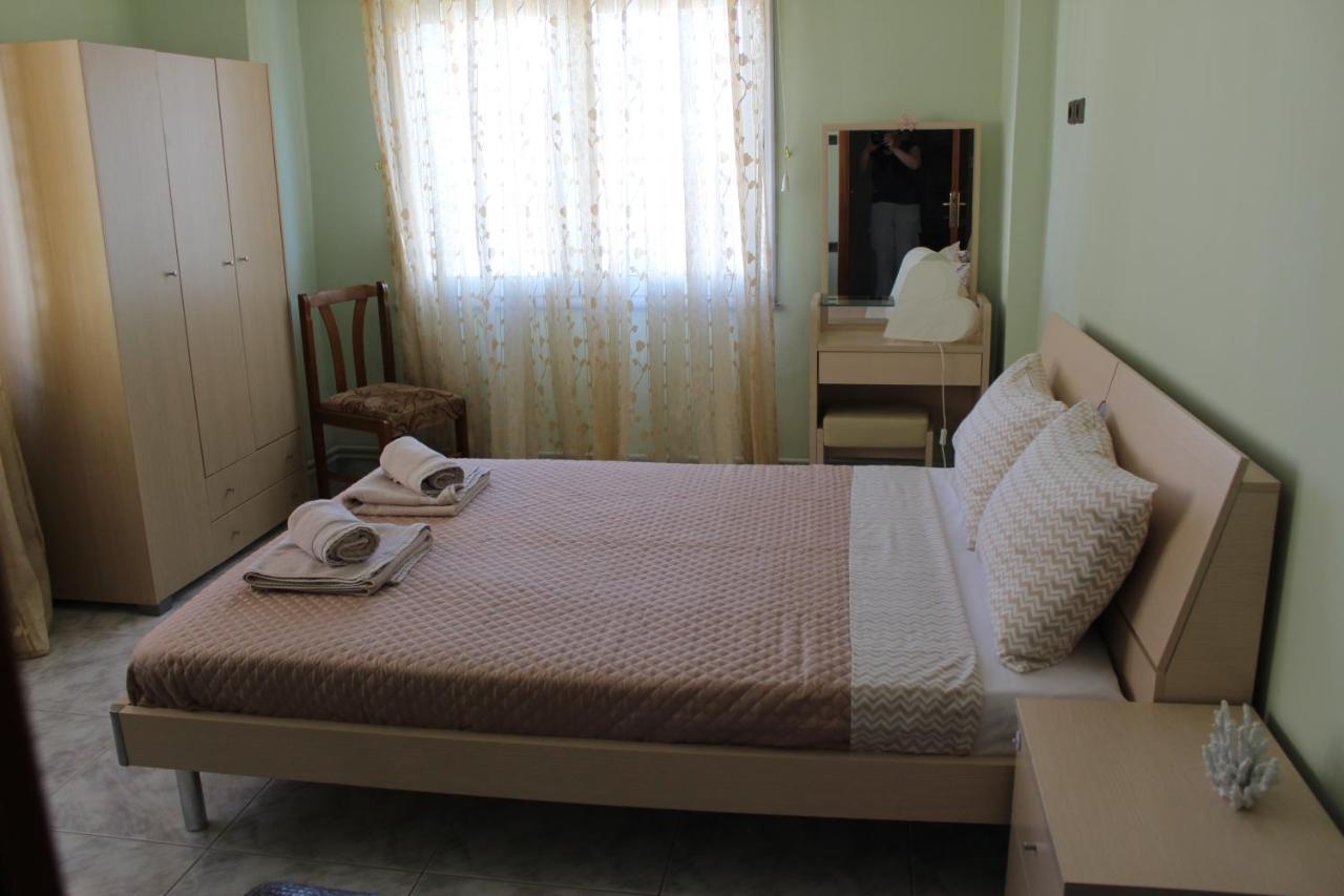 Comfortable Apartment In The Center Of Alexandroupolis Kültér fotó